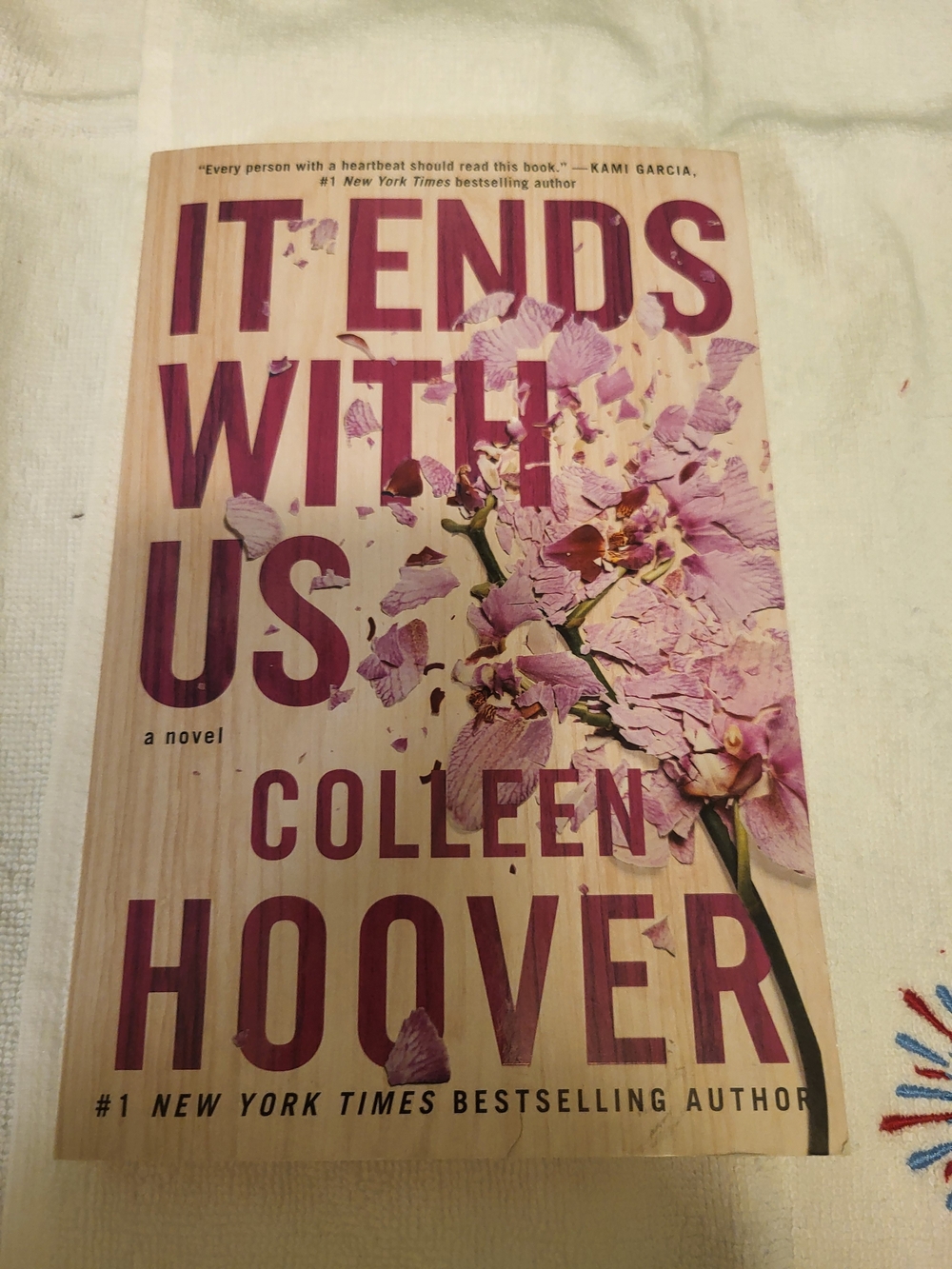 It Ends With Us Paperback Novel - Pink Cover
